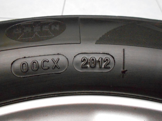 ขายล้อแม็ก Honda Brio ขอบ 14 พร้อมยางปี 12/เทิร์นได้-ใส่ฟรีค่ะ