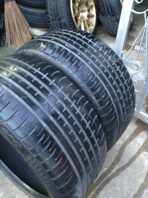 ขายยาง Accelera 275-35-18 ปี12  1คู่ ดอก95\% ถูกๆครับ