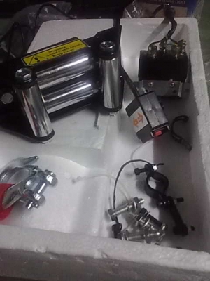 วิน 4000lb   เร็วแรง   โหลดประมาณ 2 ตันกว่าๆ