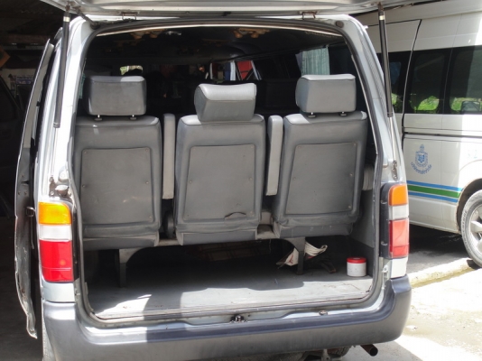 ขายรถตู้toyota hiaceหัวจรวดสภาพดีใช้งานได้เลย