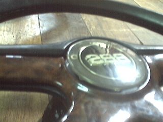 ขายวงพวงมาลัยBBSแท้พร้อมคอใส่รถbenz