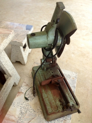 ขายไฟเบอร์ตัดเหล็ก 14" ยี่ห้อ Hitachi รุ่น CC-14SA