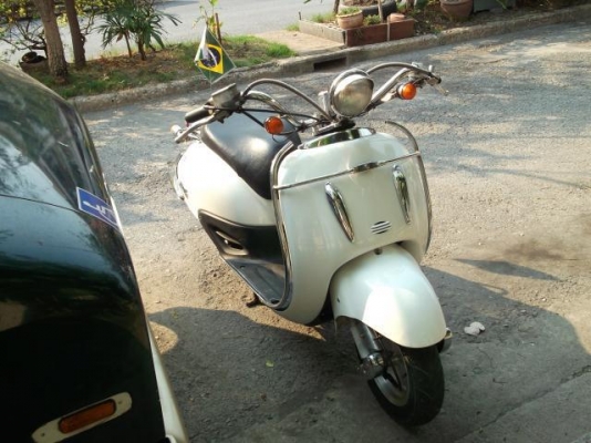 ขาย Honda Joker ประกอปใหม่ เครื่องดี สตาร์ทติดง่ายครับผม  รถพร้อมใช้ เครื่อง 50cc. มีสตาร์ทมือ ระบบไฟติดครบ ขี่เล่นได้เลยครับ