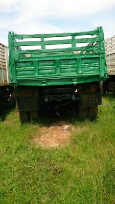 ขายรถหกล้อดั้มพ์หน้ายาวโตโยต้า เฟืองท้ายฟูโซ่ เครื่อง HINO H07C 185แรงม้า พวงมาลัยพาวเวอร์ มีแอร์ รถสวยสภาพดี แชสซีดีมากพร้อมใช้งาน ขาย 420,000 ทะเบียนเดิมพร้อมโอน