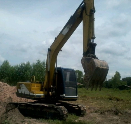 KOBELCO MARK III SK-120 ขายคู่กันกับ รถหางปลาสิบล้อเพลาเดียว ISUZU TX 168 HP EH700 มีเล่มทะเบียนแต่ชุดโอนไม่มี รถแบ็คโฮรเป็นเอกสารสัญญาซื้อขาย พร้อมใช้งานได้ดีทั้งคู่ครับ รถแบ็คโฮรเครื่องเดิมปั๊มเดิมทำงานดีไม่โหลด ช่วงล่างประมาณ 60\% รถสิบล้อหางปลาวางหัว H KOBELCO MARK III SK-120 ขายคู่กันกับ รถหางปลาสิบล้อเพลาเดียว ISUZU TX 168 HP EH700 มีเล่มทะเบียนแต่ชุดโอนไม่มี รถแบ็คโฮรเป็นเอกสารสัญญาซื้อขาย พร้อมใช้งานได้ดีทั้งคู่ครับ รถแบ็คโฮรเครื่องเดิมปั๊มเดิมทำงานดีไม่โหลด ช่วงล่างประมาณ 60\% รถสิบล้อหางปลาวางหัว H