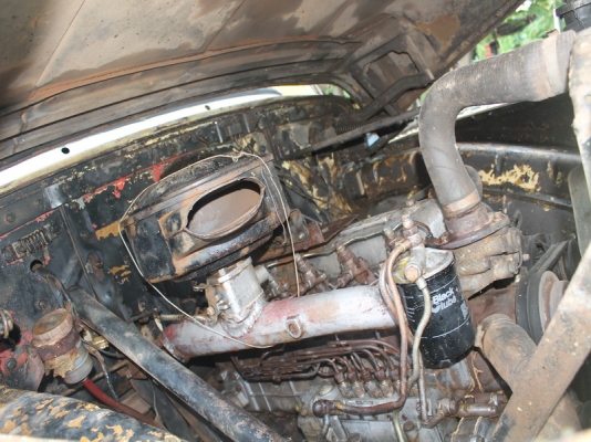 อีซูซุ 10 ล้อเพลาเดียว เครื่องดีวาง 6BB1 แซสซีเดิมกระบะท้ายลาดบรรทุกแบ็คโฮ120อยู่รถใช้งานอยู่จังหวัดน่านครับ