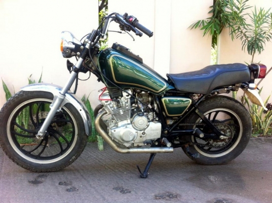 xs 400 2สูบ .....ขาย 25000 .