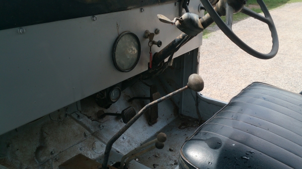 ขาย JEEP CJ6 JEEP KAISER เครื่องเบนซินJEEPเดิม มีวินส์เพลาหน้าเกียร์ขับ 4X4 รถยกล้อสูงแล้วยางใหญ่สีสวยทะเบียน JEEP แท้ พร้อมโอนรถเป็นชื่อของผมเองอยู่กับผมมากว่า 20 ปีแล้ว ขับพิษณุโลก-โคราชหลายเที่ยว รถเดิมสภาพสวย ตัดใจขาย 350,000 ขาย JEEP CJ6 JEEP KAISER เครื่องเบนซินJEEPเดิม มีวินส์เพลาหน้าเกียร์ขับ 4X4 รถยกล้อสูงแล้วยางใหญ่สีสวยทะเบียน JEEP แท้ พร้อมโอนรถเป็นชื่อของผมเองอยู่กับผมมากว่า 20 ปีแล้ว ขับพิษณุโลก-โคราชหลายเที่ยว รถเดิมสภาพสวย ตัดใจขาย 350,000