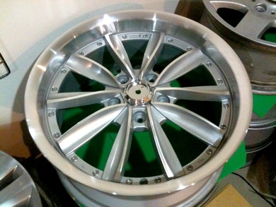 ราคา 8,500 บาท แม็กซ์ P&P ขนาด 17 นิ้ว สภาพใหม่ 5รู114.3 หน้าตื้นหลังลึก สวยทั้งชุดครับ ราคา 8,500 บาท แม็กซ์ P&P ขนาด 17 นิ้ว สภาพใหม่ 5รู114.3 หน้าตื้นหลังลึก สวยทั้งชุดครับ