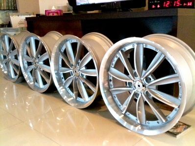 ราคา 8,500 บาท แม็กซ์ P&P ขนาด 17 นิ้ว สภาพใหม่ 5รู114.3 หน้าตื้นหลังลึก สวยทั้งชุดครับ ราคา 8,500 บาท แม็กซ์ P&P ขนาด 17 นิ้ว สภาพใหม่ 5รู114.3 หน้าตื้นหลังลึก สวยทั้งชุดครับ