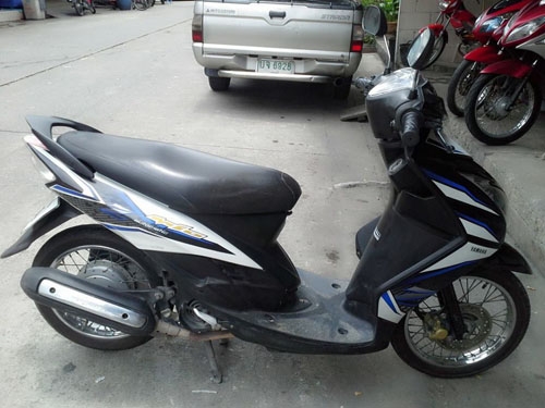 mio ไฟคู่ ปี 52 สีน้ำเงิน ขาว  รถบ้าน เครื่องเดิมๆแน่นๆ ไม่หลวม ไม่มีควัน เอกสารครบ