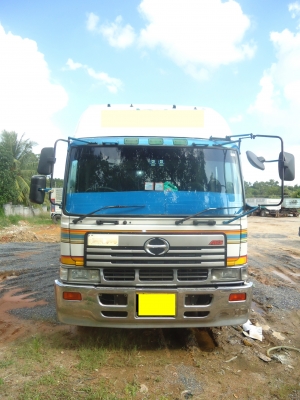 ขายสิบล้อโปรเฟีย เครื่อง PO9C 315 Hp