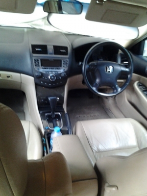 ขาย accord 2003 เจ้าของขายเอง รุ่น Top ครับ ขาย accord 2003 เจ้าของขายเอง รุ่น Top ครับ