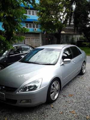 ขาย accord 2003 เจ้าของขายเอง รุ่น Top ครับ
