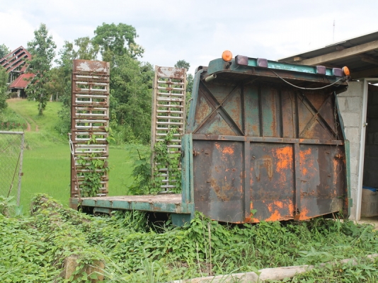 ขายกระบะท้ายลาดมีหางลงดินได้เดิมใส่ 6 ล้อหัวยาวลากแบ็คโฮ 120 ได้ครับของอยู่จังหวัดน่านครับ ขายกระบะท้ายลาดมีหางลงดินได้เดิมใส่ 6 ล้อหัวยาวลากแบ็คโฮ 120 ได้ครับของอยู่จังหวัดน่านครับ