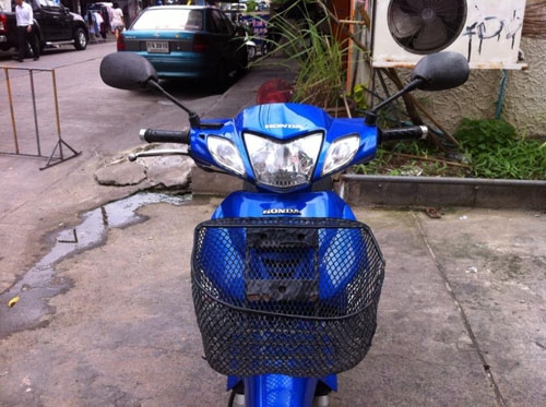 wave 125 ปี 48 กุญแจใหญ่ สภาพรถเดิมๆ รถบ้าน เครื่องไม่เคยแกะ เครื่องแน่นมาก ภาษี พรบ.หมดปี 57 wave 125 ปี 48 กุญแจใหญ่ สภาพรถเดิมๆ รถบ้าน เครื่องไม่เคยแกะ เครื่องแน่นมาก ภาษี พรบ.หมดปี 57