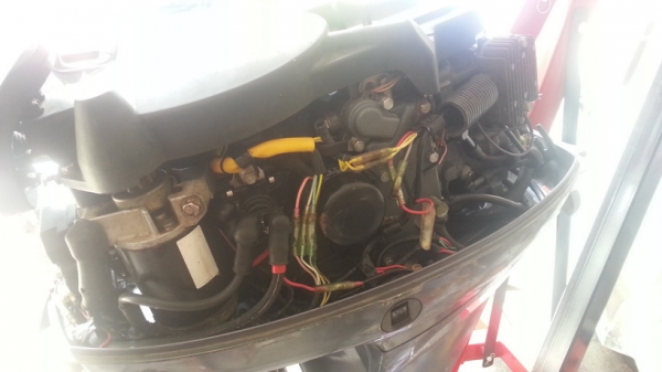 ขายเครื่อง Yamaha 25 แรง 4 จังหวะมีทริมครับ