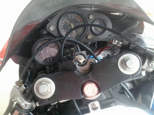 ขาย+แลก  cbr 400 ปี 90 พร้อมทะเบียน