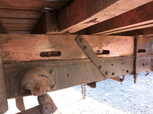 ***ขายแล้วครับขอบคุณ Truck2hand ขายตัด6ล้อ isuzu ks 110hp 4bd1 110แรงฝาขาวยอดนิยม หัวยกได้ พ.พาวเวอร์ ช่วงล่างเดิม คัสซีมีตำหนิ 1จุดปะมา (ตามรูป) ยาง7.50 คู่หน้าดี หลังพอใช้ เกียร์ดี เบรคดี ระบบไฟปกติ เก็บนิดหน่อย พร้อมใช้ เอกสารเล่มทะเบียน ราคาต่อรองได้เ