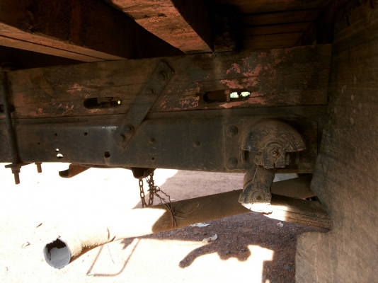 ***ขายแล้วครับขอบคุณ Truck2hand ขายตัด6ล้อ isuzu ks 110hp 4bd1 110แรงฝาขาวยอดนิยม หัวยกได้ พ.พาวเวอร์ ช่วงล่างเดิม คัสซีมีตำหนิ 1จุดปะมา (ตามรูป) ยาง7.50 คู่หน้าดี หลังพอใช้ เกียร์ดี เบรคดี ระบบไฟปกติ เก็บนิดหน่อย พร้อมใช้ เอกสารเล่มทะเบียน ราคาต่อรองได้เ