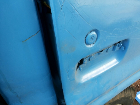 ***ขายแล้วครับขอบคุณ Truck2hand ขายตัด6ล้อ isuzu ks 110hp 4bd1 110แรงฝาขาวยอดนิยม หัวยกได้ พ.พาวเวอร์ ช่วงล่างเดิม คัสซีมีตำหนิ 1จุดปะมา (ตามรูป) ยาง7.50 คู่หน้าดี หลังพอใช้ เกียร์ดี เบรคดี ระบบไฟปกติ เก็บนิดหน่อย พร้อมใช้ เอกสารเล่มทะเบียน ราคาต่อรองได้เ