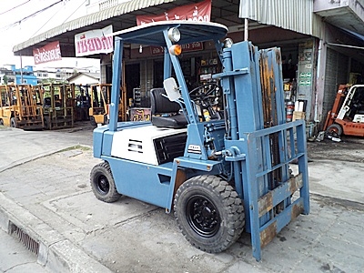 ขายรถยกโคมัสสึ 2 ตัน เครื่องดีเซลอีซูซุ เกียร์ออโต้ เสาต่ำ กระบอกคู่ เสาสูง 3.6 เมตร พวงมาลัยเพาเว่อร์ สีเดิมจากนอก นำเข้าจากญี่ปุ่น ใช้งานได้ทันที ขายรถยกโคมัสสึ 2 ตัน เครื่องดีเซลอีซูซุ เกียร์ออโต้ เสาต่ำ กระบอกคู่ เสาสูง 3.6 เมตร พวงมาลัยเพาเว่อร์ สีเดิมจากนอก นำเข้าจากญี่ปุ่น ใช้งานได้ทันที