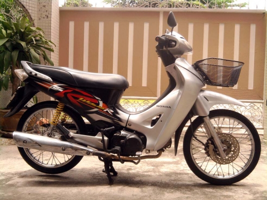 ขออนุญาติขาย HONDA WAVE 125R U-Box มือเดียว สภาพเดิมๆ