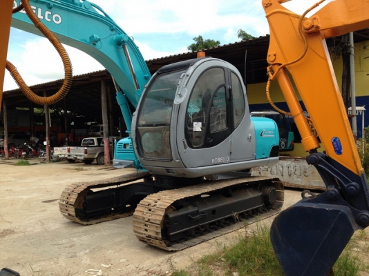 ขายรถแม็คโคร  KOBELCO SK100 พร้อมใช้งาน