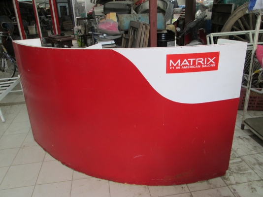 เคาท์เตอร์ ทรงสวยงาม ร้านเสริมสวย สารพัดประโยขน์2200บาท