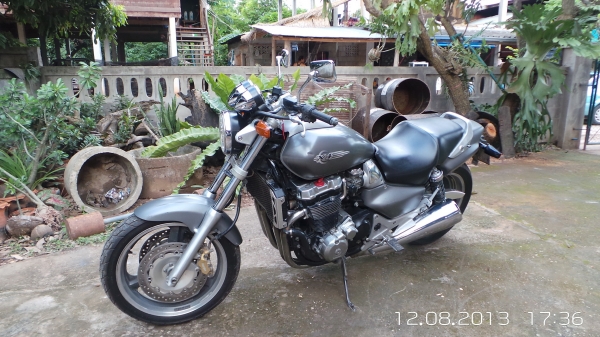 ขาย ฮอนด้า X4  1300  cc ครับ