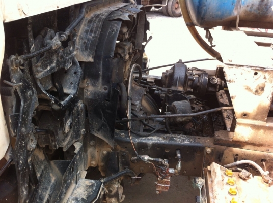 รถโม่ปูน  6 ล้อ  2.5 คิว  มีเกียร์สโล   กลาง  แรงสุด ๆ  จัดไฟแนนได้  ลูกค้าที่สุโขทัย  จะลงมามัดจำครับ