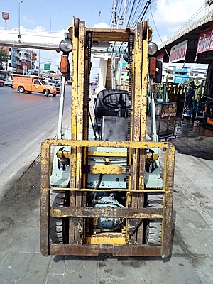 ขายรถยกมิตซูบิชิ 1.5 ตัน เครื่องเบนซิน เกียร์ออโต้ กระบอกคู่ เสาสูง 3 เมตร พวงมาลัยเพาเว่อร์ สีเดิมจากนอก นำเข้าจากญี่ปุ่น ใช้งานได้ทันที ขายรถยกมิตซูบิชิ 1.5 ตัน เครื่องเบนซิน เกียร์ออโต้ กระบอกคู่ เสาสูง 3 เมตร พวงมาลัยเพาเว่อร์ สีเดิมจากนอก นำเข้าจากญี่ปุ่น ใช้งานได้ทันที