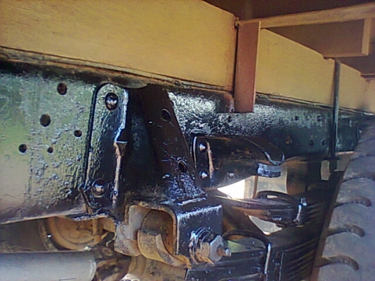 ขาย 6 ล้อ NPR คัสซีสวยตลอดเส้น เครื่อง 4BE1 110 แรงม้า เกียร์สั้น ยกหัวได้ ยางใหม่ 6 เส้น พวงมาลัยพาวเวอร์ ทะเบียนเต็มพร้อมโอน