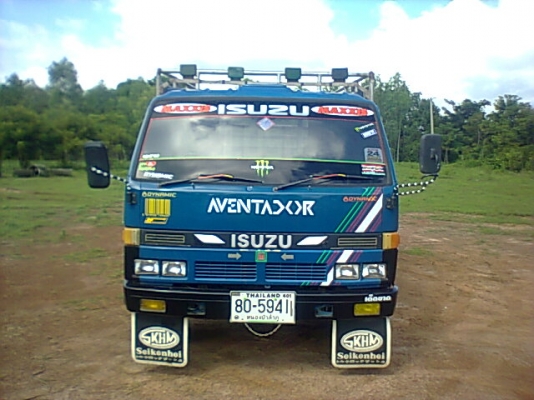 ขาย 6 ล้อ NPR คัสซีสวยตลอดเส้น เครื่อง 4BE1 110 แรงม้า เกียร์สั้น ยกหัวได้ ยางใหม่ 6 เส้น พวงมาลัยพาวเวอร์ ทะเบียนเต็มพร้อมโอน