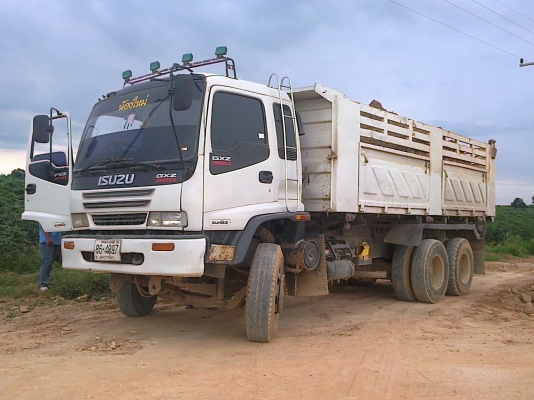 อีซูซุ เดคก้า 270 แรงม้า ปี 46 ยูโรวัน กระบะสามมิตรลอนเฉียง