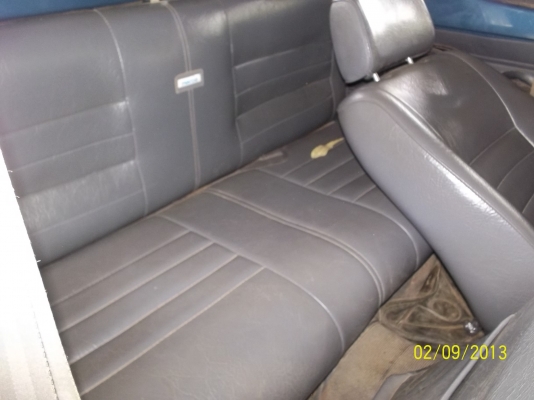 ขายกระบะMAZDA  1400CC   แอร์  เครื่องเสียง พร้อมโอน