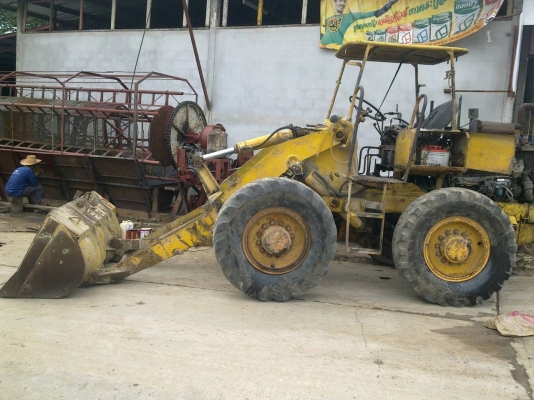 รถตักแขนยาว