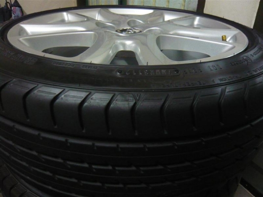 ล้อ mazda2ขอบ 16 พร้อมยาง195/45/16 สภาพใหม่ เงา สวยปิ๊ง