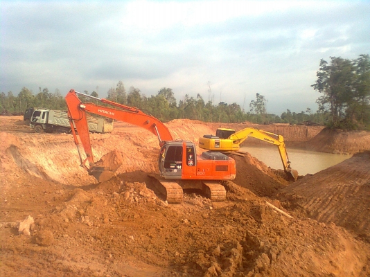 รับงานขุดตัก  ถมดิน  ให้เช่า