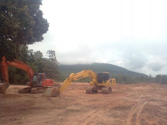 รับงานขุดตัก  ถมดิน  ให้เช่า