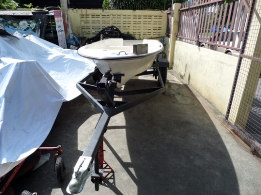 เรือไฟเบอร์ 12 ฟุตพร้อมเทเลอร์