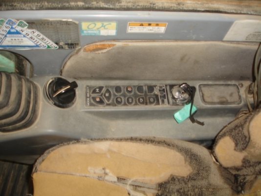 ราคาโปรโมชั่น SK120-3 มาร์ไฟว์ซุปเปอร์ แทร็คกว้าง 700 mm นำเข้าจากญี่ปุ่น ไม่แพงครับ