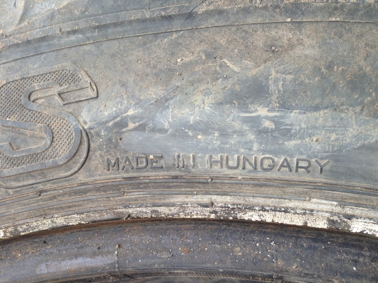 ขายยางหลังฟอร์ด