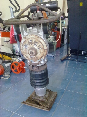 เครื่องตบดิน ยี่ห้อ MAKISA (มากิซ่า) ของประเทศญี่ปุ่น เครื่องตบดิน ยี่ห้อ MAKISA (มากิซ่า) ของประเทศญี่ปุ่น