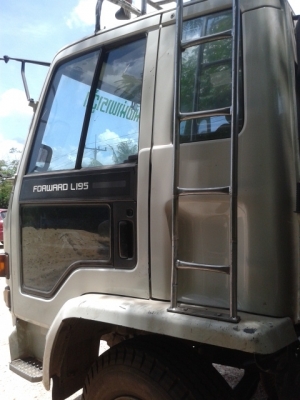 ขายสิบล้อ JCMอีซุสุ 165แรงม้า ใส่หัวล็อกกี้