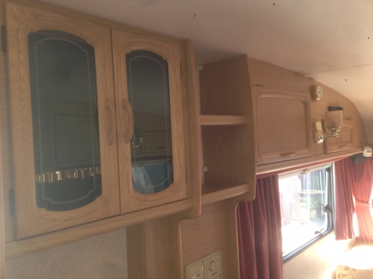 ---- ขายรถ caravan รถบ้าน สภาพใหม่ นำเข้าจากอังกฤษแท้ ๆๆ------