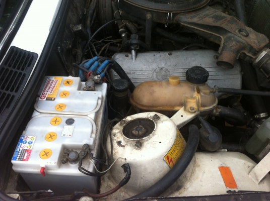 BMW 316i สีขาว