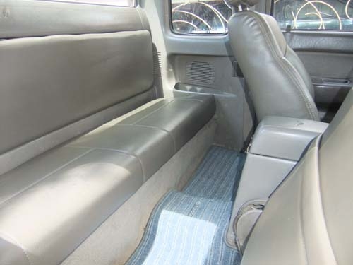 Toyota 2.5cab 4wd เครื่องยนต์ D4D ปี 2003 จด กพ. 2004
