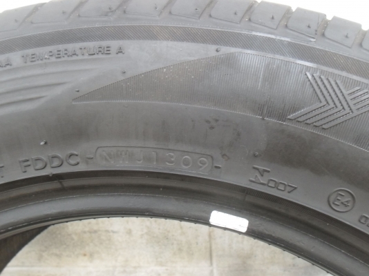 ยาง 235/60R18 สวยๆ 4 เส้น ราคา 3500 บาท