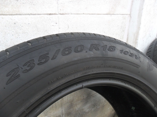 ยาง 235/60R18 สวยๆ 4 เส้น ราคา 3500 บาท